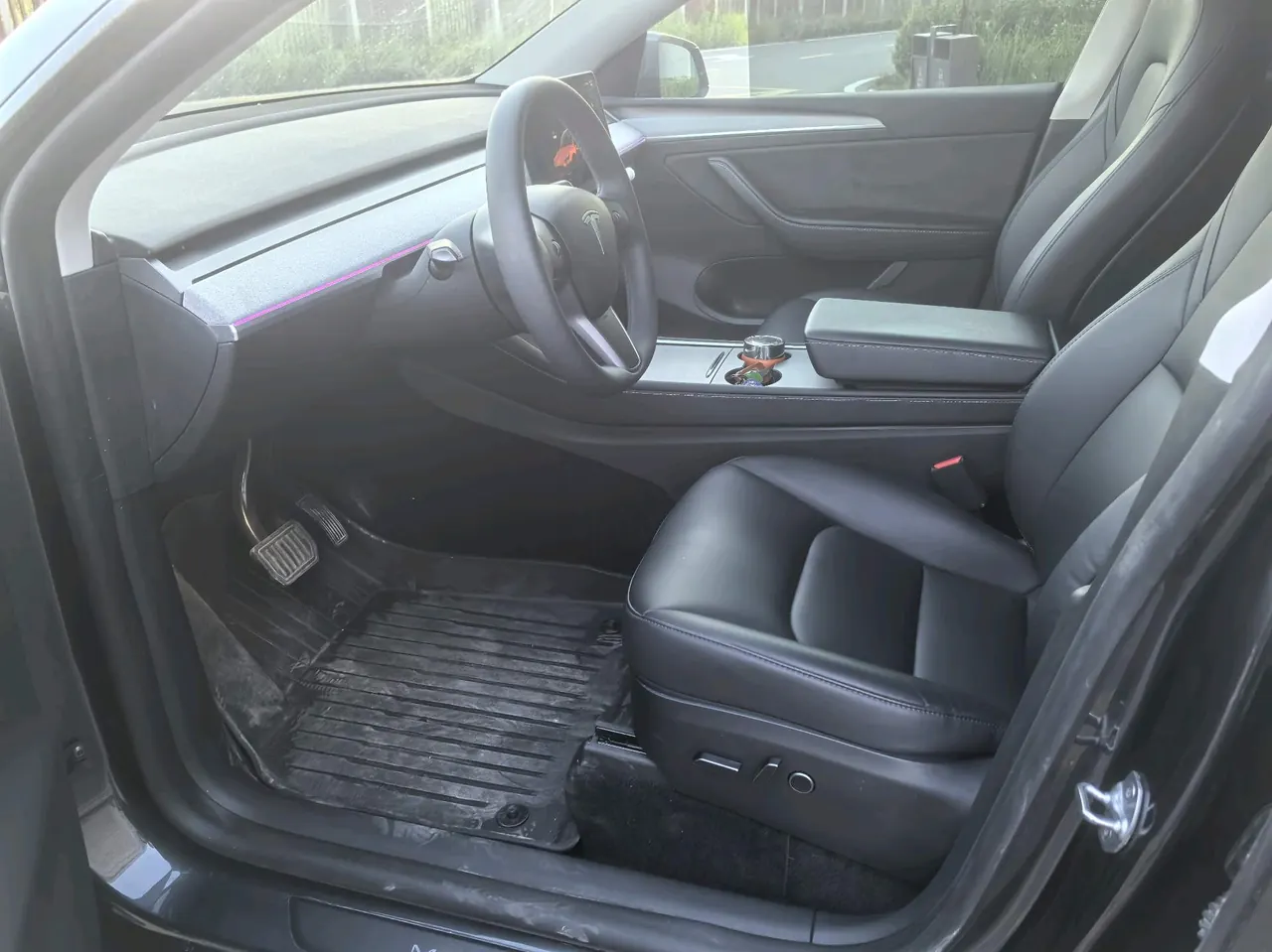 Tesla 2024 Model Y rear-wheel drive version automatic transmission 8
