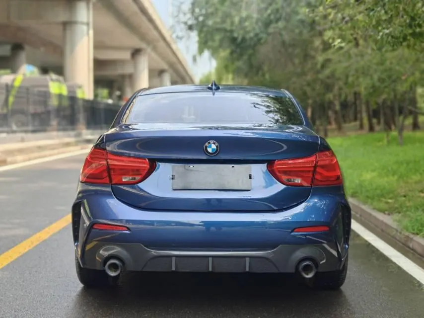 BMW 1 Series 2022 125i 2.0T M Sports Obsidian Night Edition Automatic Gear 7