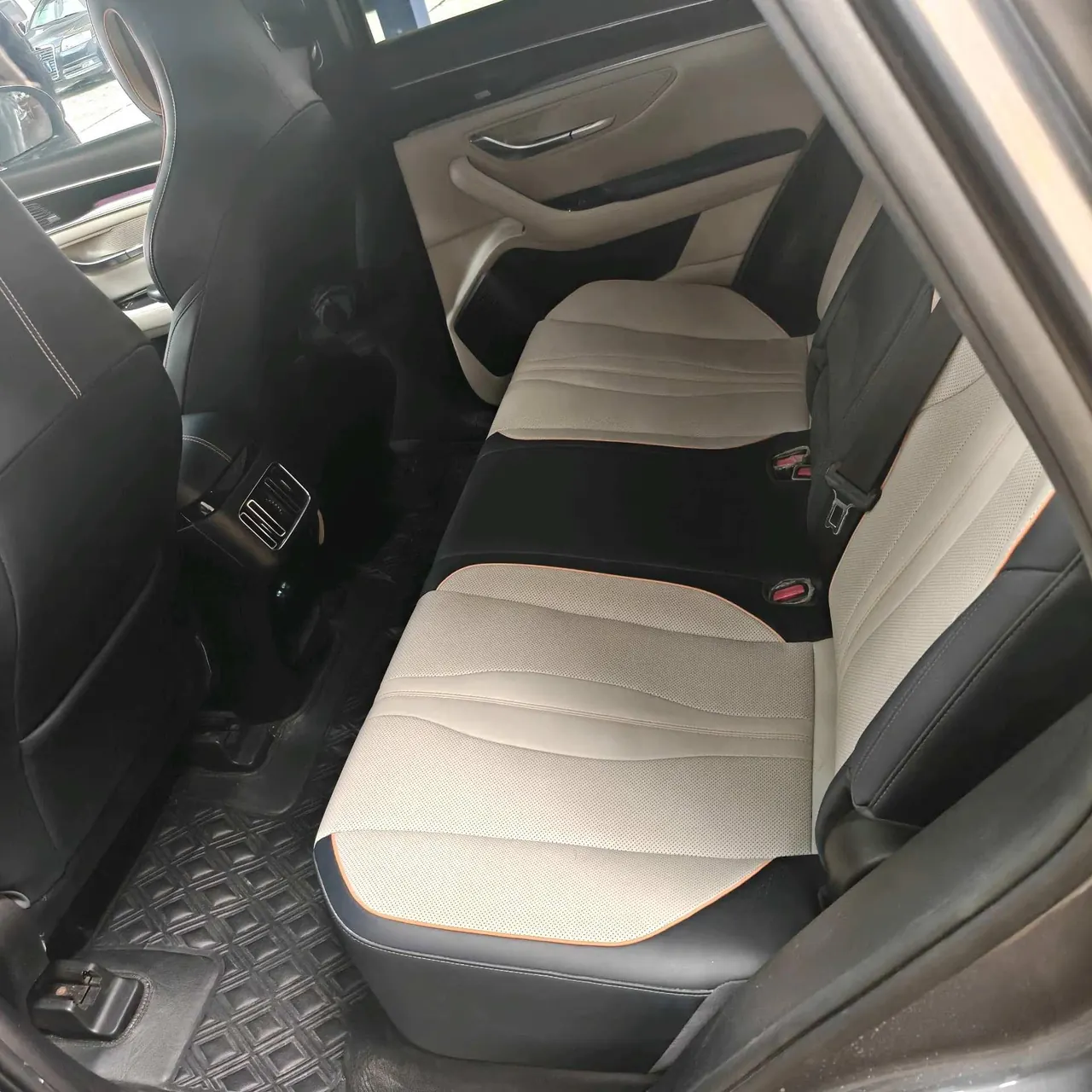 BYD Song PLUS New Energy 2022 Song PLUS DM-i 1.5 Stepless 110KM Flagship PLUS 5G Edition Automatic Gear 8