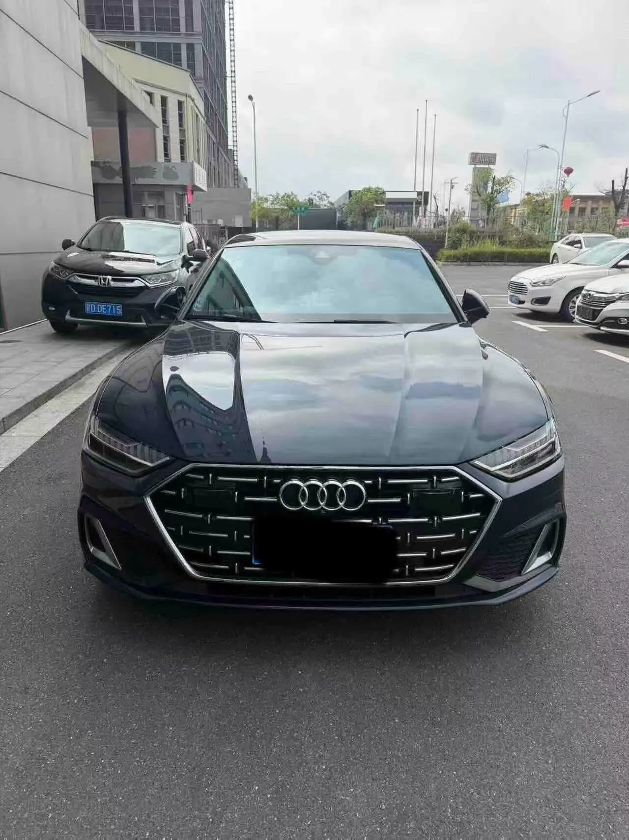 Audi 2022 A7L 2.0TFSI 45TFSI S-line Zhumeng New Edition Automatic Gear 2