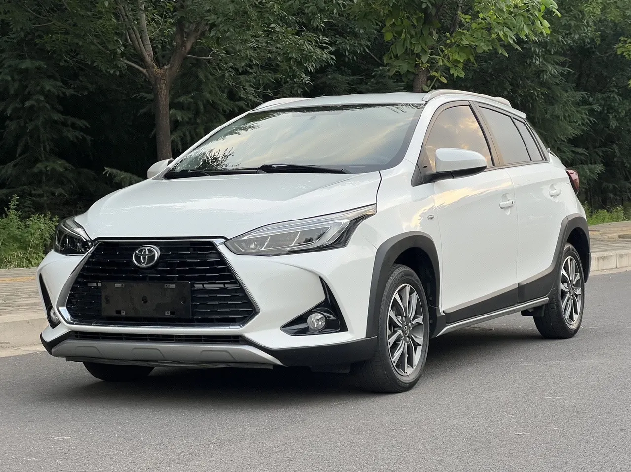 Open image lightbox: Toyota yaris 2022 YARiS L to dazzle X 1.5 stepless luxury PLUS version of automatic gear