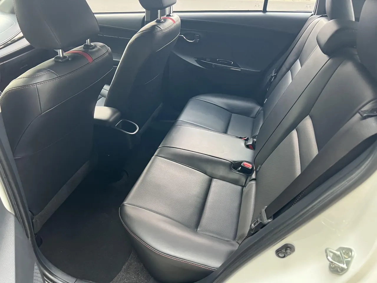 Toyota yaris 2022 YARiS L to dazzle X 1.5 stepless luxury PLUS version of automatic gear 8