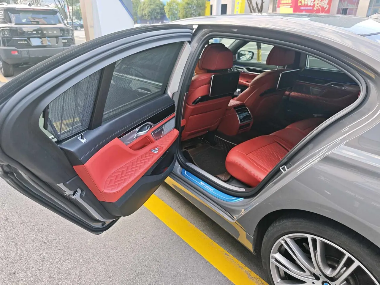 BMW 7 Series (Imported) 2021 740Li xDrive 3.0T Administrative Luxury Suit Automatic Gear 4
