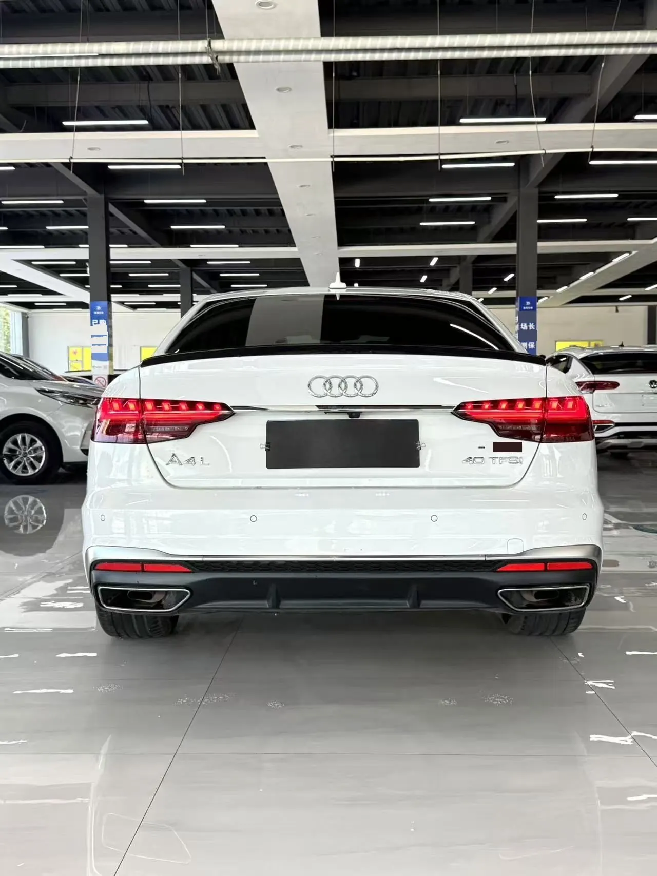 Audi 2022 A4L 2.0TFSI 40TFSI Fashion Dynamic Automatic 5