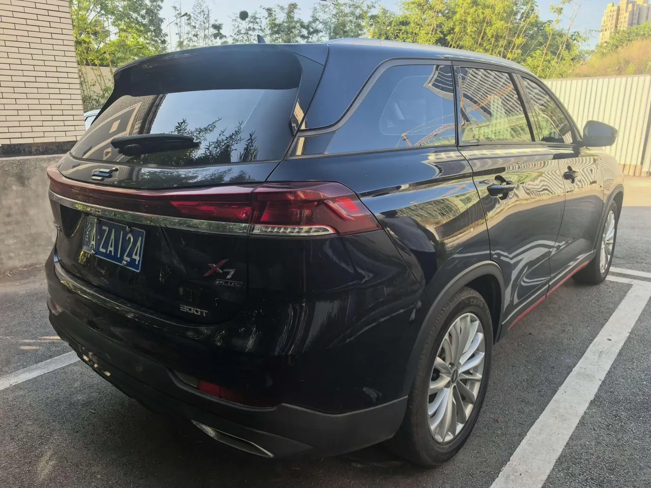 Oshan 2022 X7 PLUS 1.5T Blue Whale Edition Exclusive 7-seat Automatic Gear 9