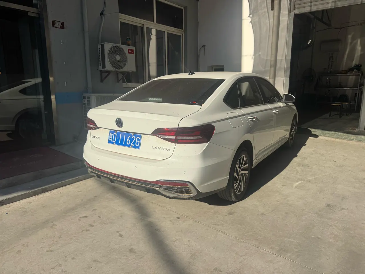 Volkswagen 2024 LaVida 1.5 Star 5 Million Edition Automatic Gear 5