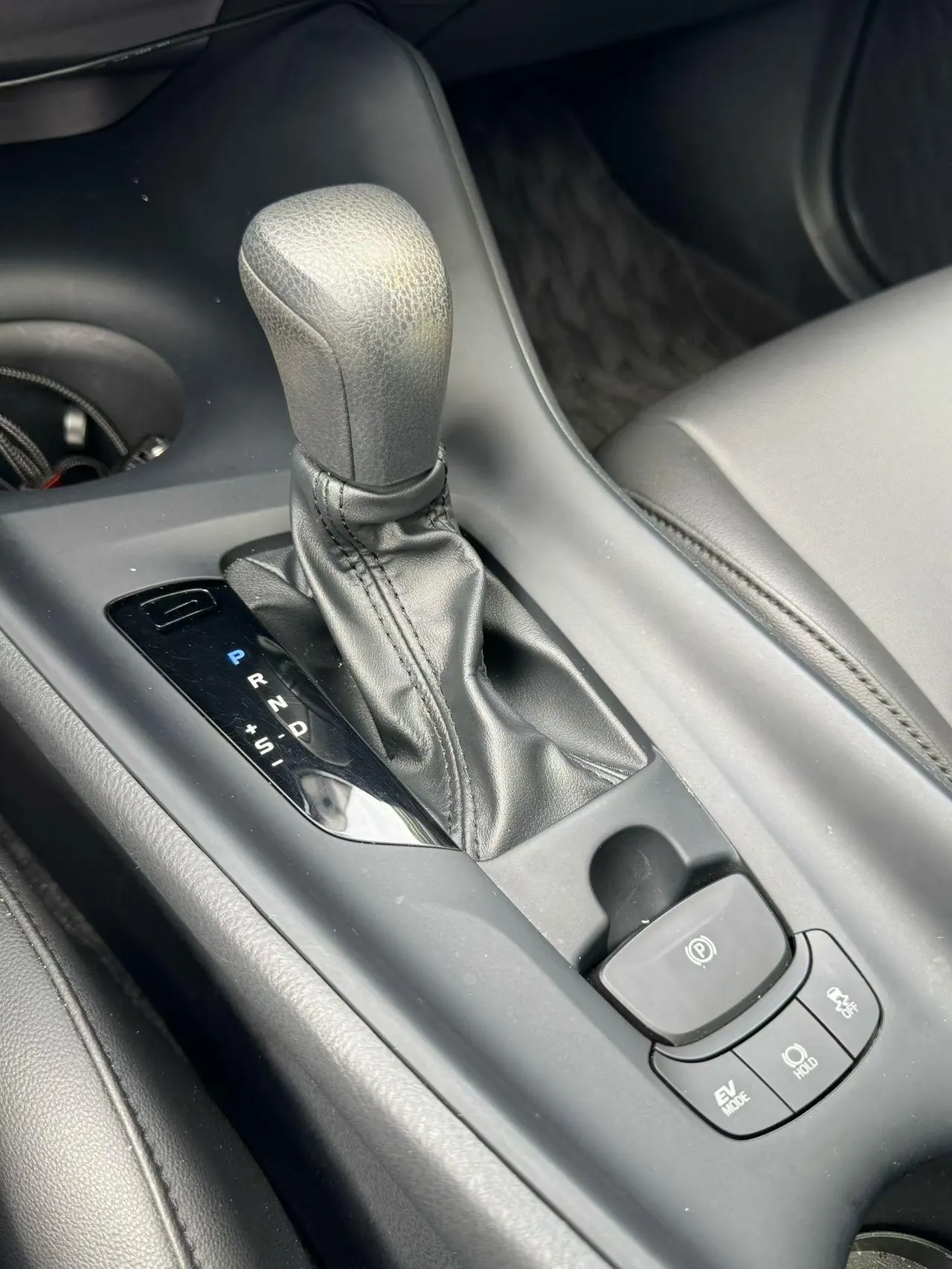 Toyota 2021 Yize Double Engine 2.0 Stepless Yichi Edition Automatic Gear 6