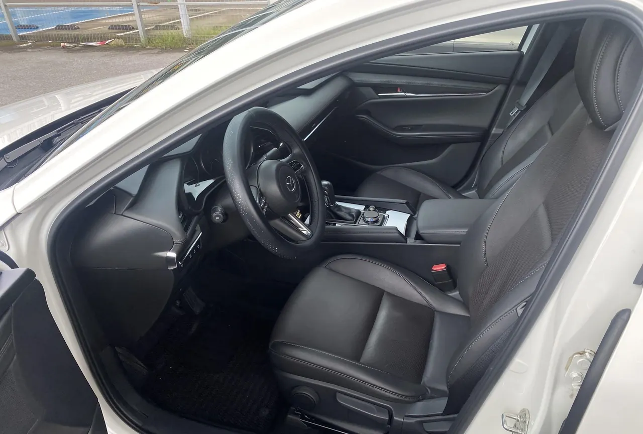 Mazda 3 Oncorsela 2022 Mazda 3 Oncorsela-sedan 2.0 elegant automatic gear 3