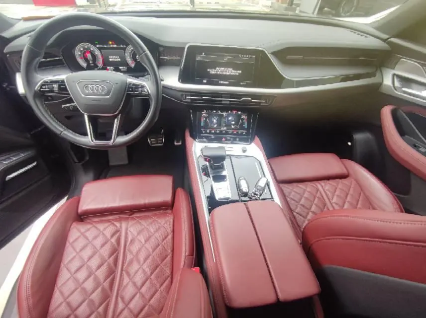 Audi 2022 Q6 2.0TFSI 45TFSI Quattro Shadow Samurai Edition Automatic Gear 5