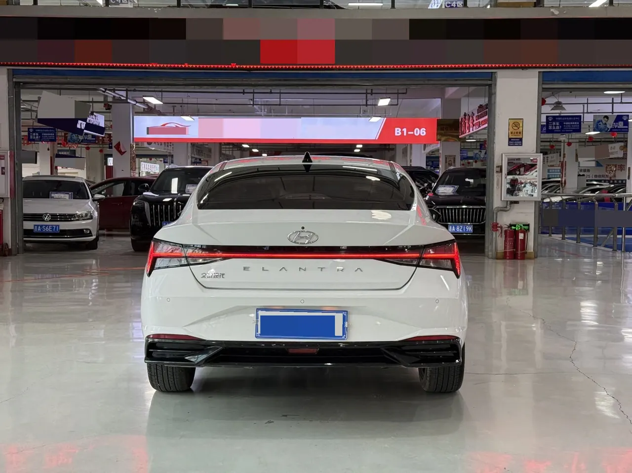 Hyundai 2022 Elantra -3-compartment 1.5 stepless LUX premium automatic gear 6