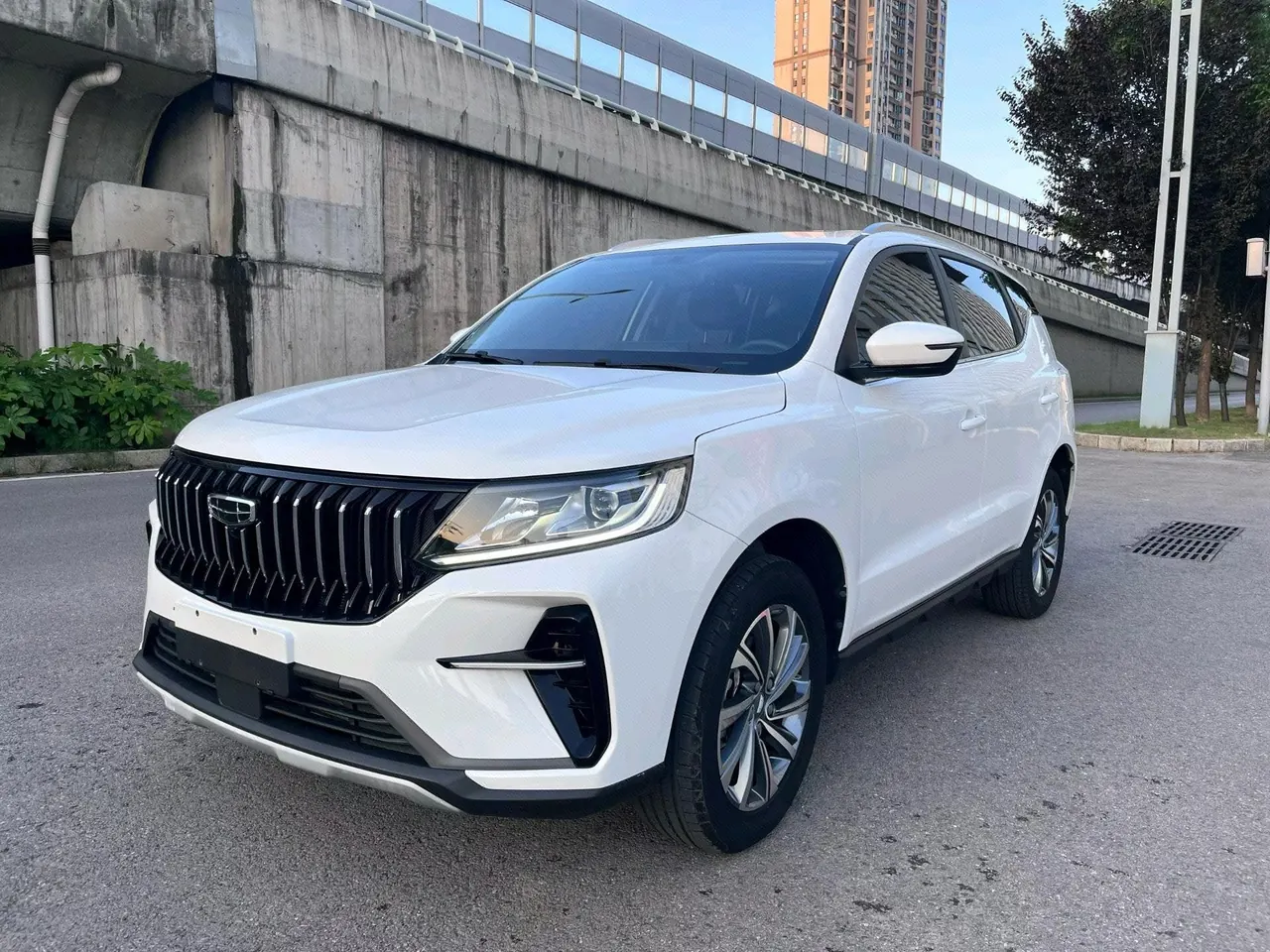 Geely Vision SUV(X6) 2021 Vision X6 Pro 1.4T Premium Automatic - View 1
