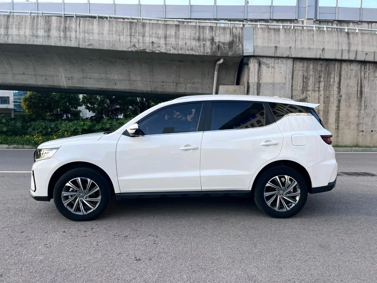 Geely Vision SUV(X6) 2021 Vision X6 Pro 1.4T Premium Automatic 2