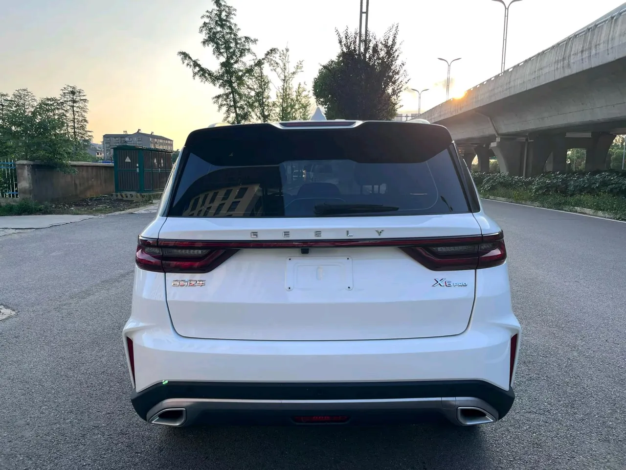 Geely Vision SUV(X6) 2021 Vision X6 Pro 1.4T Premium Automatic 4