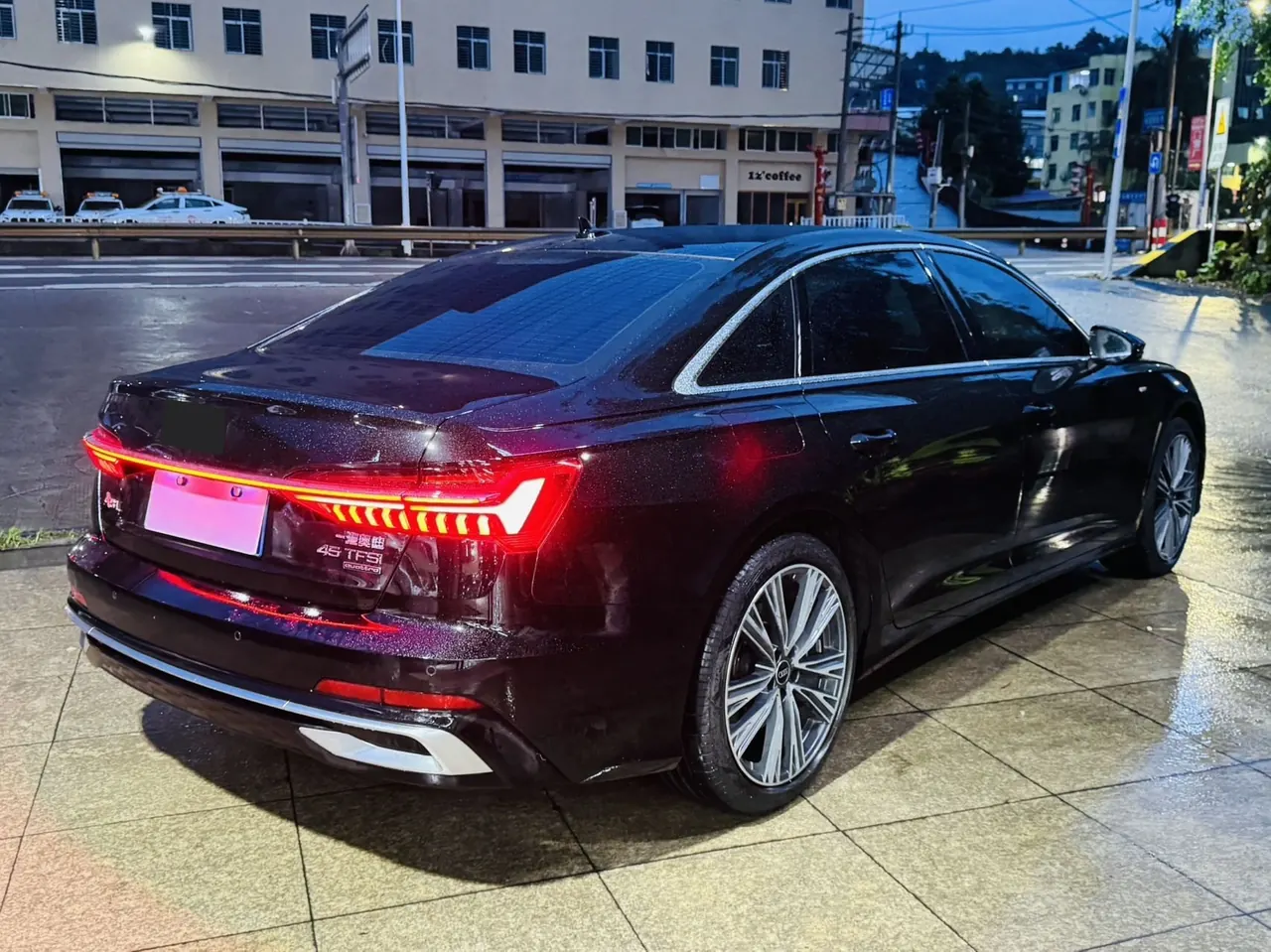 Audi 2026 A6L 2.0TFSI 45TFSI Quattro Selected Dynamic Automatic 6
