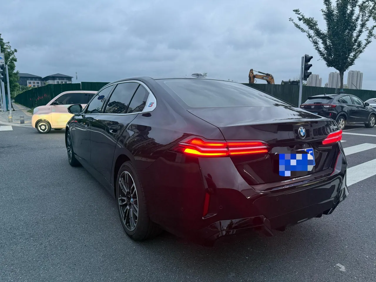 BMW 5 Series 2026 model 530Li 48V 2.0T Leading Edition M Sport Package Automatic 6