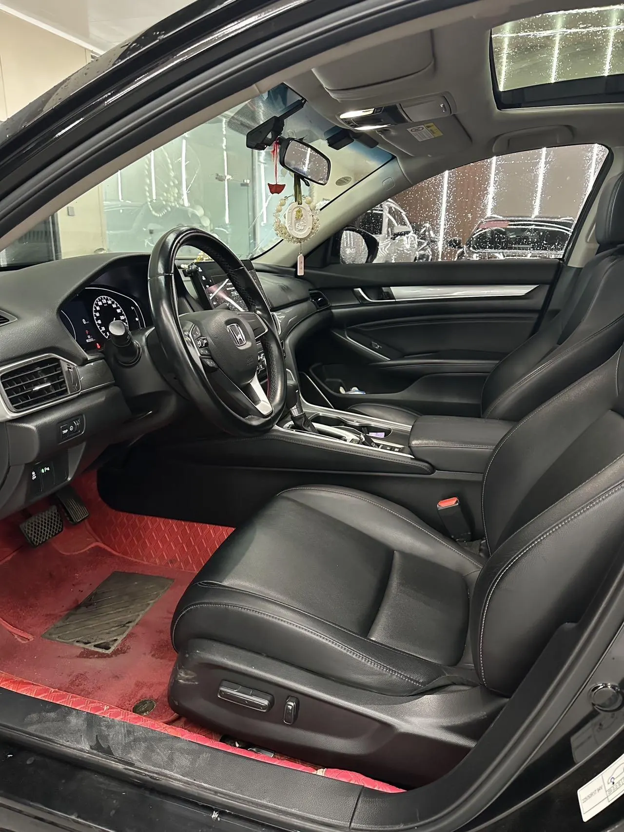 Honda 2022 10th Generation Accord 1.5T Stepless 260TURBO Deluxe Automatic Gear 3