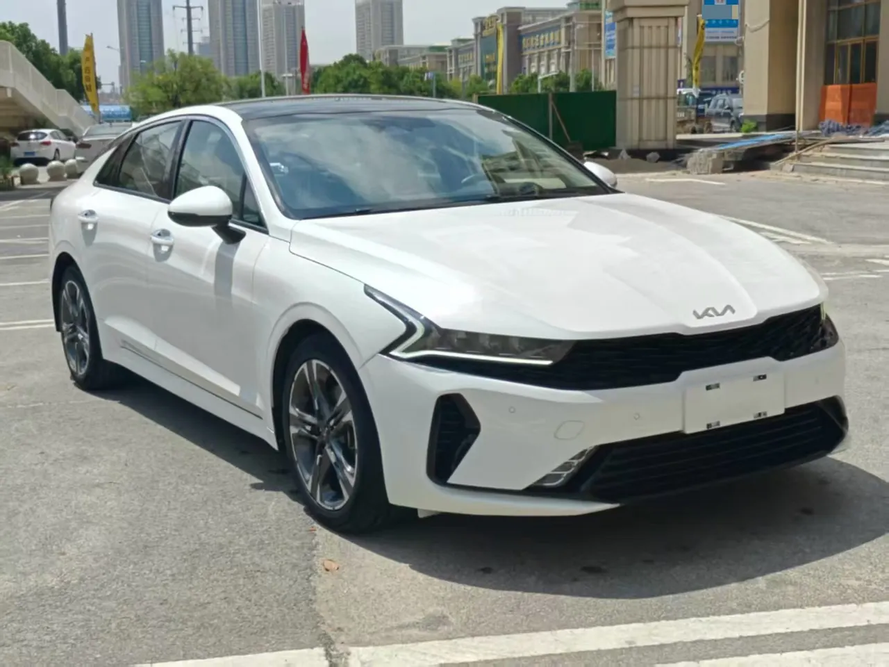 Kia 2021 K5 Keku 1.5T 270T CVVD New Edition Automatic Gear 3