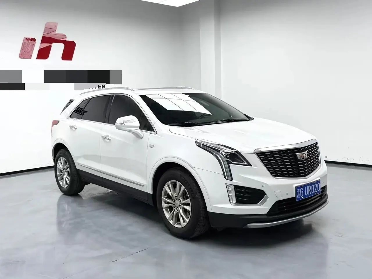 Cadillac 2022 XT5 48V 2.0T Two-Drive Luxury Automatic Gear 3