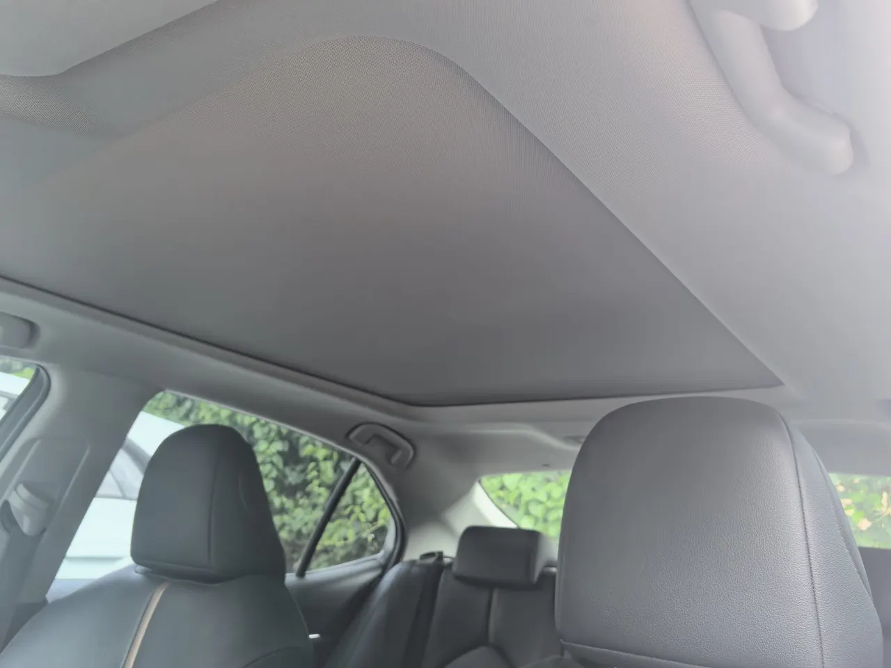 Toyota 2021 Camry Dual Engine 2.5HG Stepless Deluxe Automatic Gear 3
