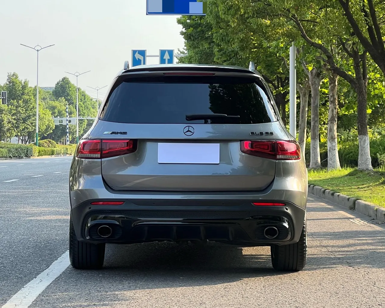 Mercedes Benz GLB AMG (Imported) 2023 GLB 35 AMG 4MATIC 2.0T Automatic 3