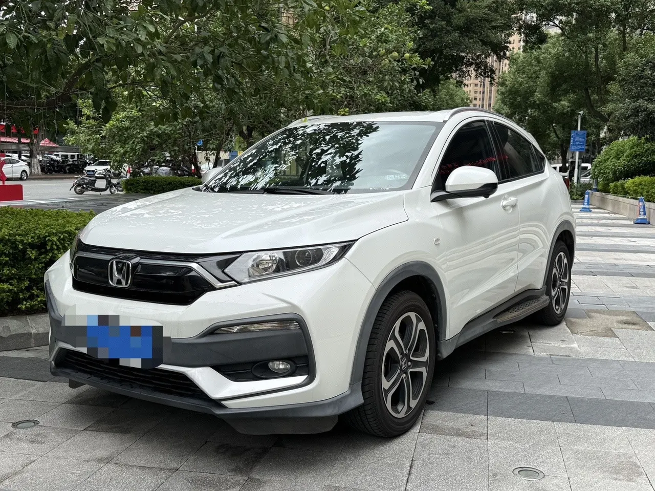 Open image lightbox: Honda 2021 XR-V 1.5 Stepless Comfort Edition Automatic Gear