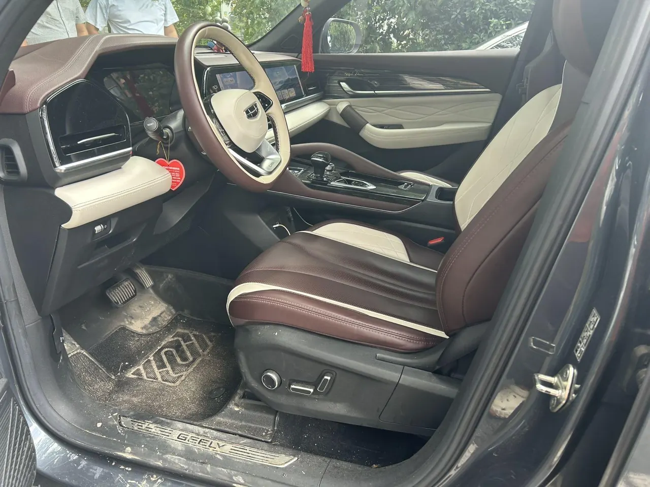 Geely 2021 XingyueL (Monjaro) 2.0TD EVO two-wheel drive distinguished automatic transmission 4