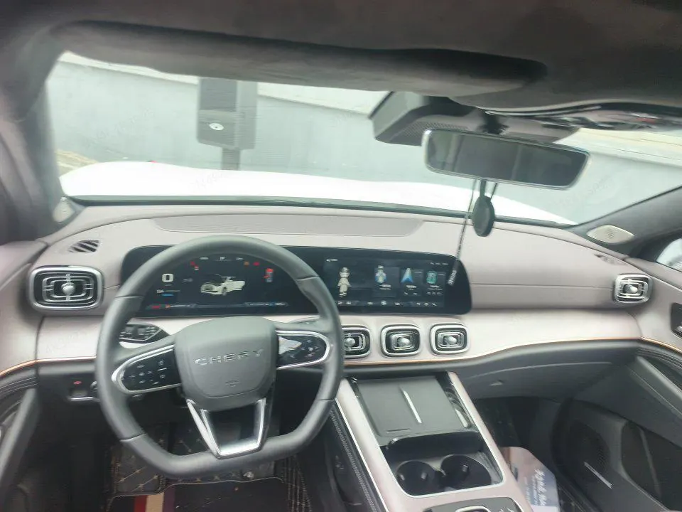 Chery 2025 Ruihu 9 2.0T Two-wheel Drive Premium Edition 5-seat Automatic Gear 5