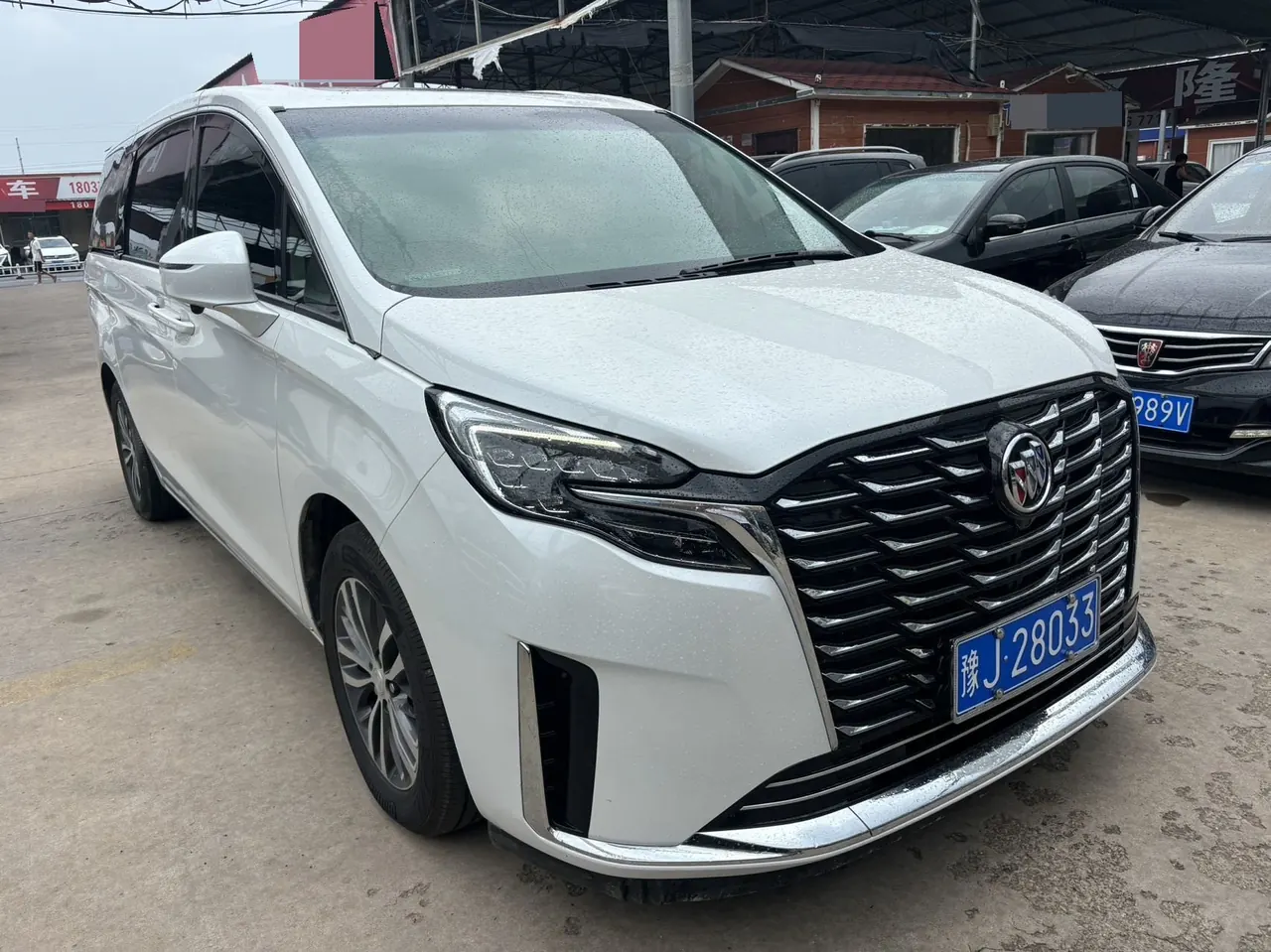 Buick 2023 GL8 ES Lu Zun 48V 2.0T 653T Comfortable Automatic Gear 2