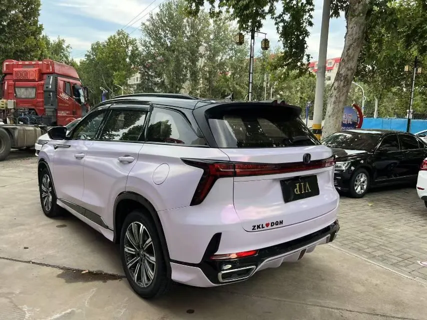 ChangAn 2023 CS75 PLUS 1.5T Prestige Automatic 4