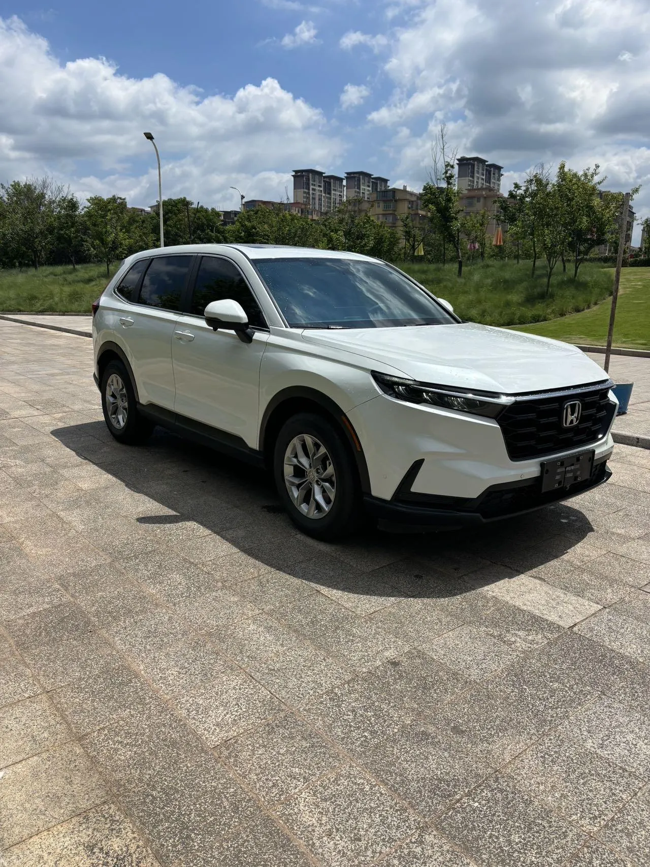 Honda 2023 CR-V 1.5T Stepless 240TURBO Two-Drive Enliveness Edition Automatic Gear 3