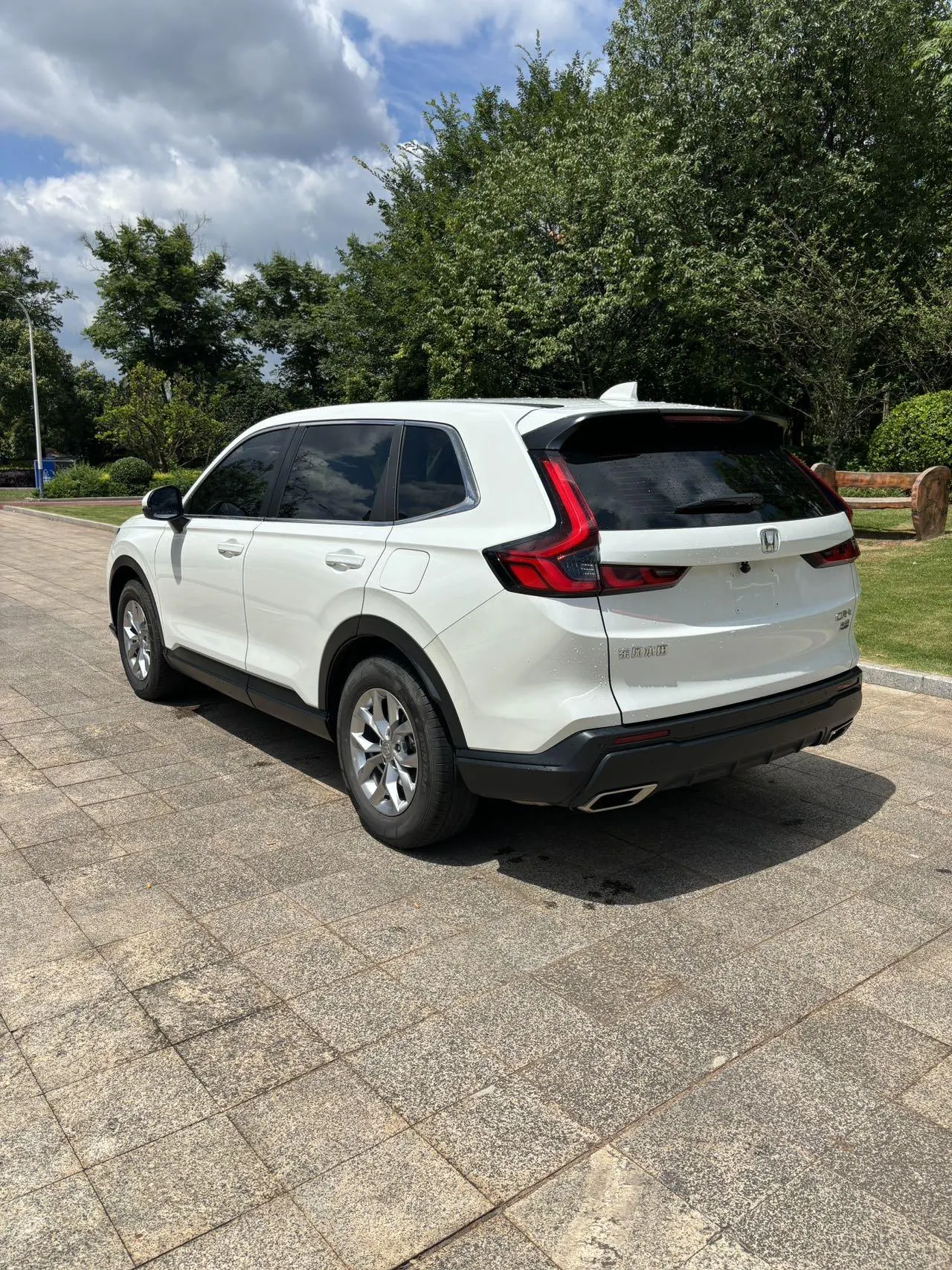 Honda 2023 CR-V 1.5T Stepless 240TURBO Two-Drive Enliveness Edition Automatic Gear 6
