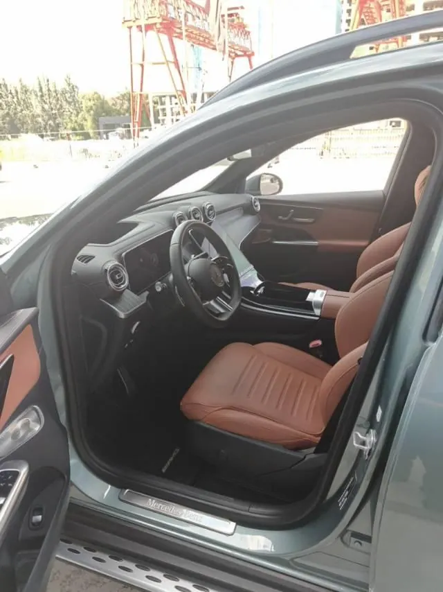 Mercedes Benz 2025 GLC 300 L 4MATIC 48V 2.0T Luxury 5-seat Automatic Gear 2