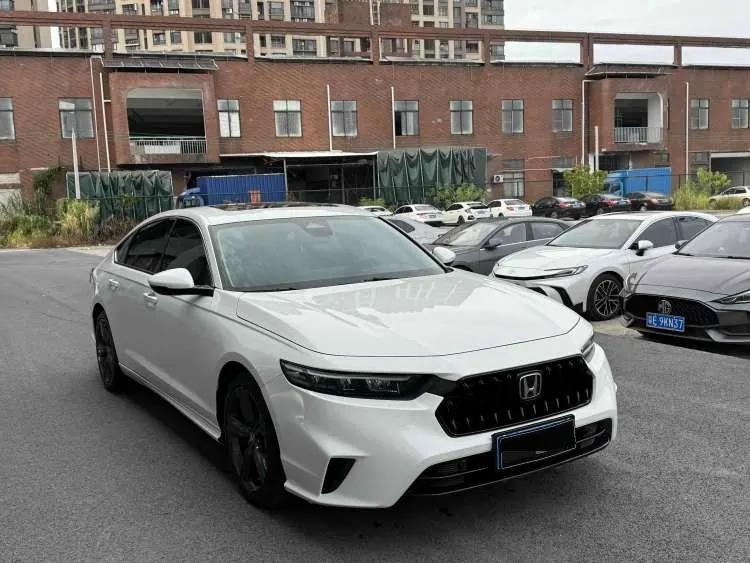 Honda 2023 INSPIRE (Yingshi Pai) 1.5T Stepless 260TURBO Refined Edition Automatic Gear 3