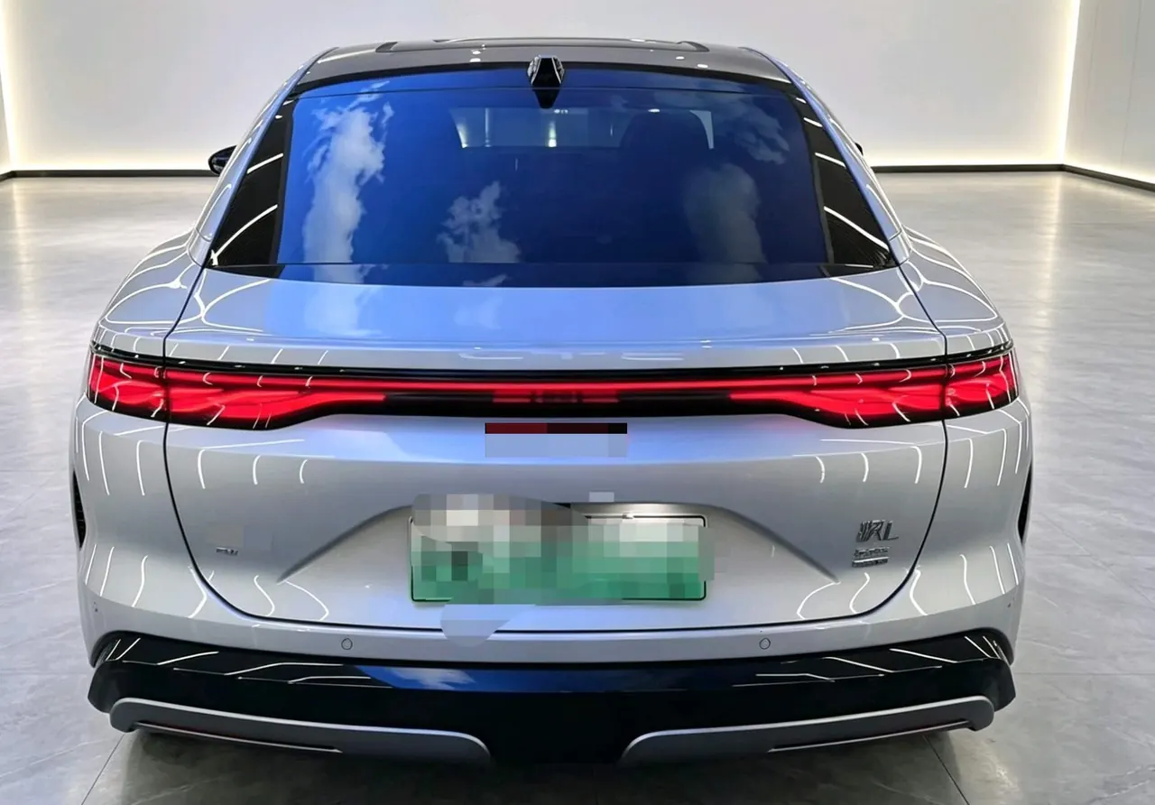 BYD 2025 Han L EV four-wheel drive laser Radar flagship automatic gear 3
