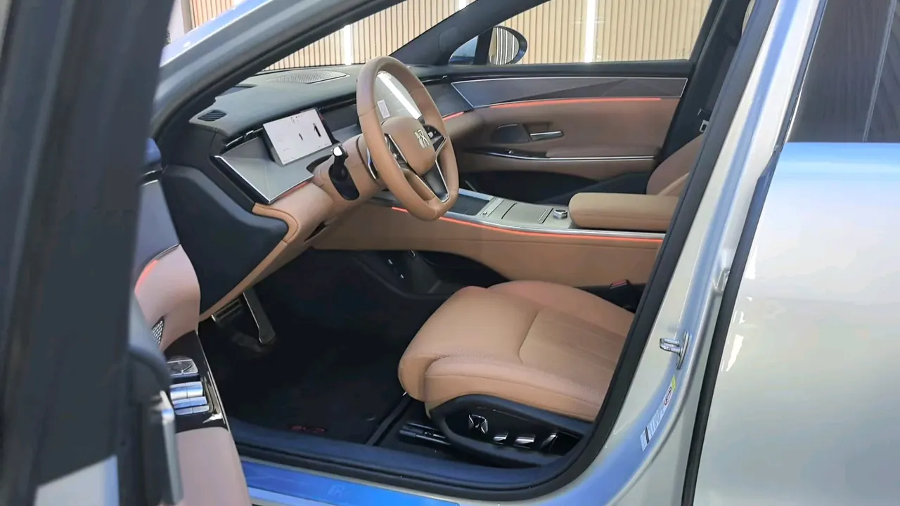 BYD 2025 Han L EV four-wheel drive laser Radar flagship automatic gear 6