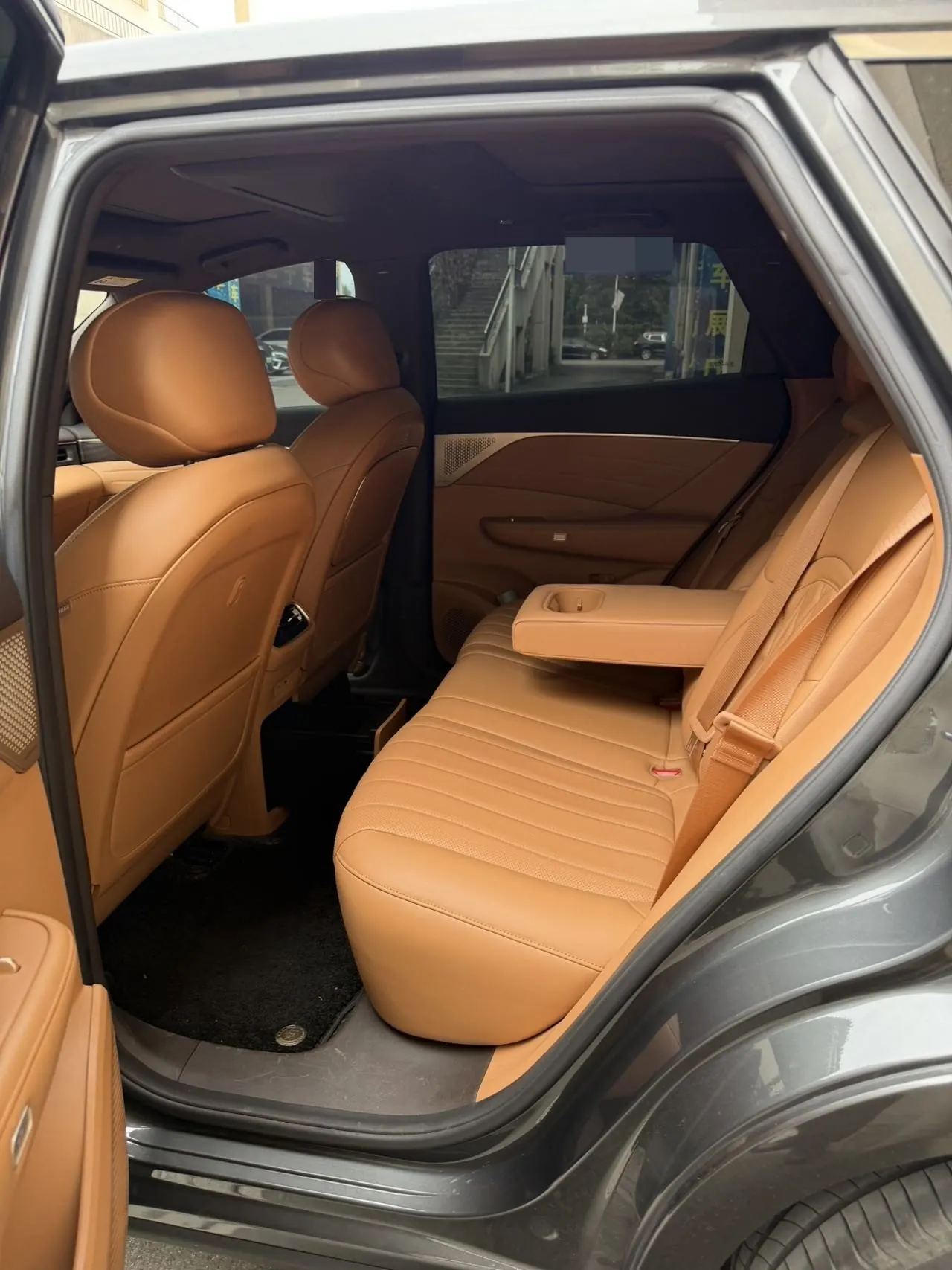 Aeolus 2025 L8 1.5T 185KM Dream Edition Automatic Gear 3