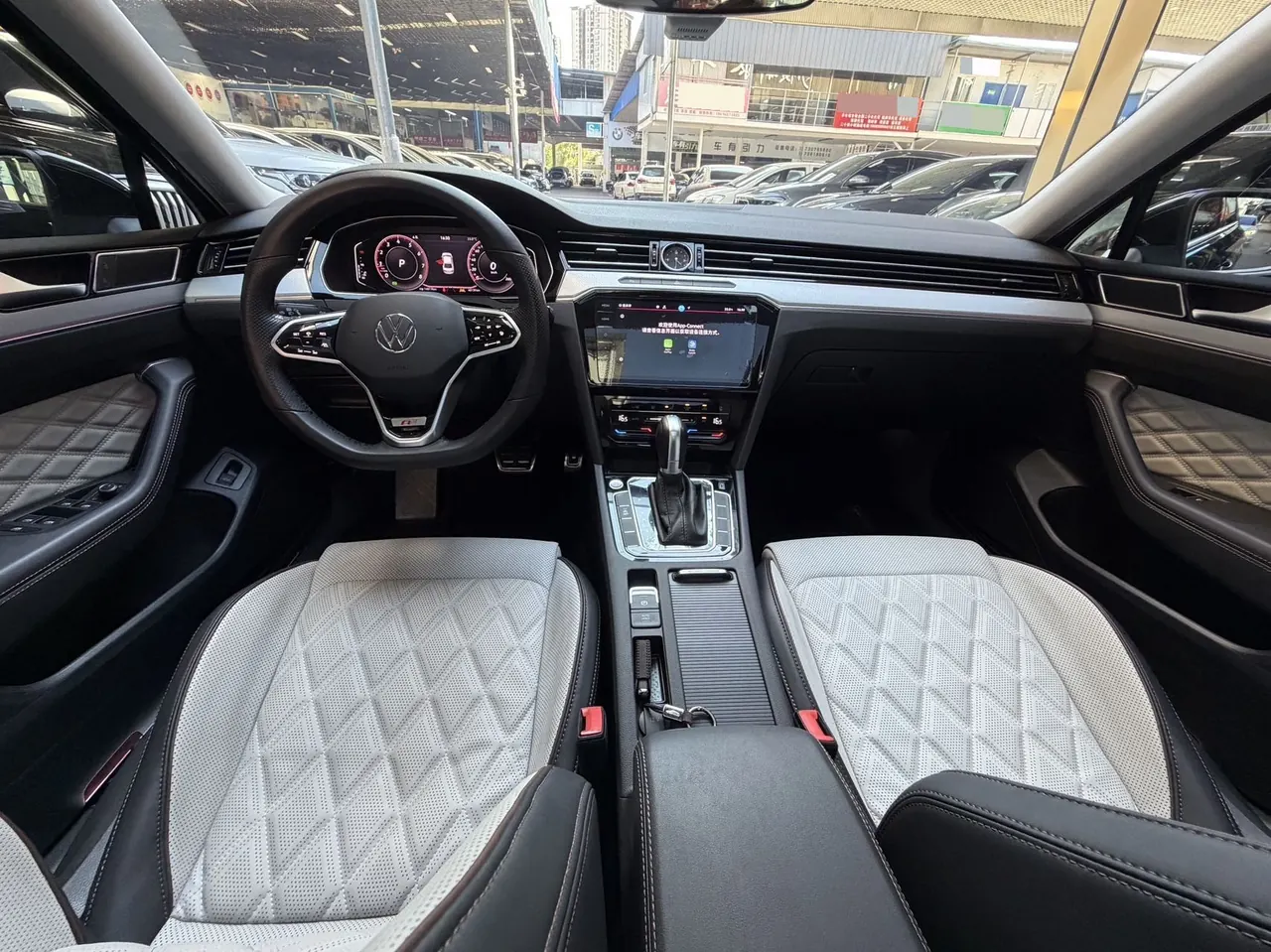 Volkswagen 2023 Magotan 2.0TSI 330TSI 2 million Commemorative Luxury Automatic Gear 22