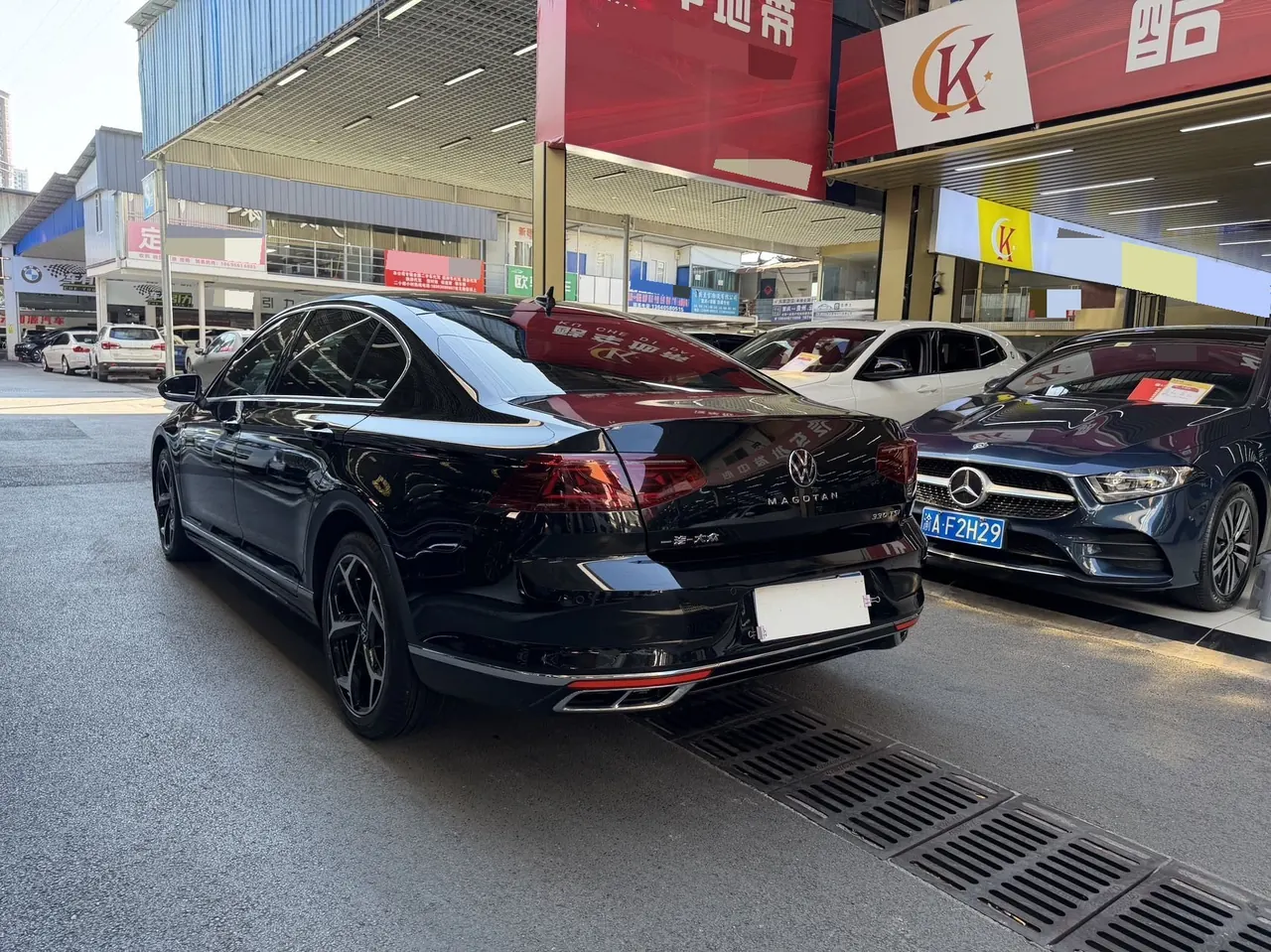 Volkswagen 2023 Magotan 2.0TSI 330TSI 2 million Commemorative Luxury Automatic Gear 4