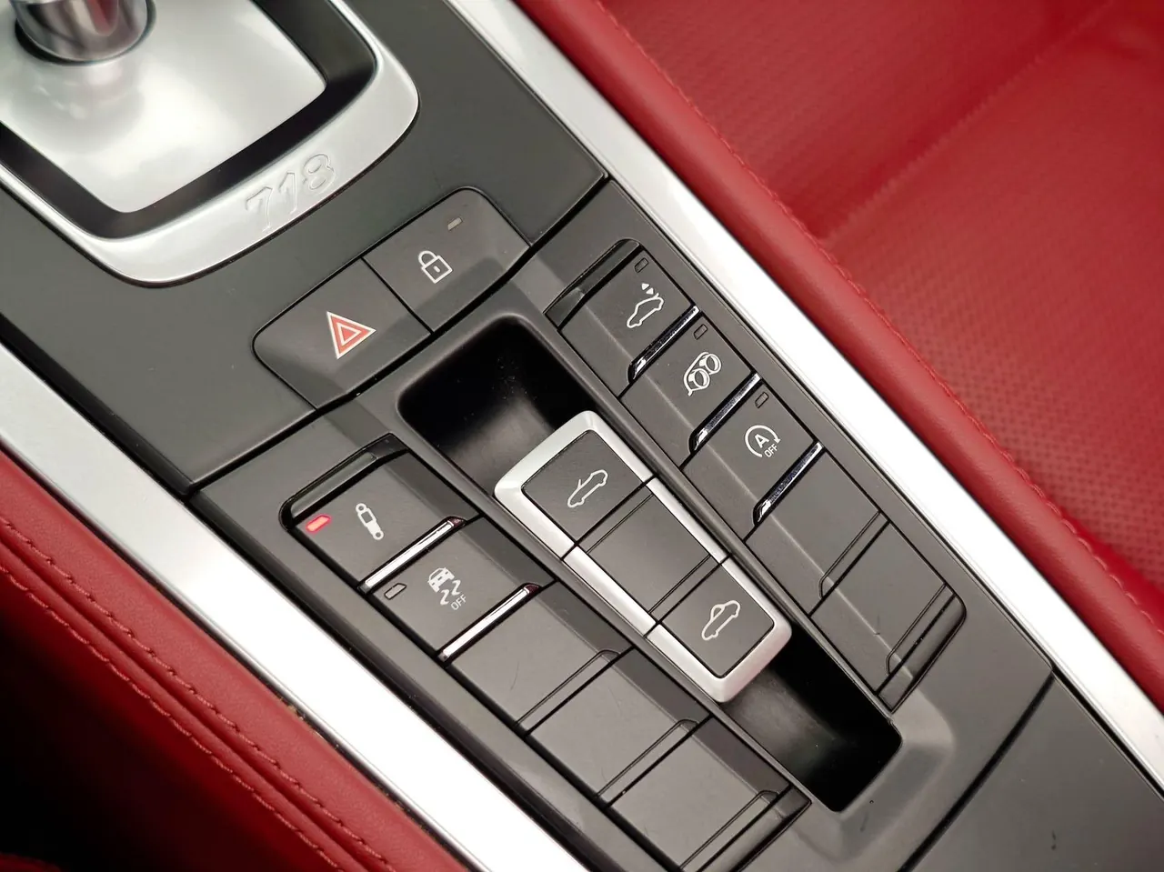 Porsche 718 (Imported) 2020 718 Boxer 2.0T Automatic 5