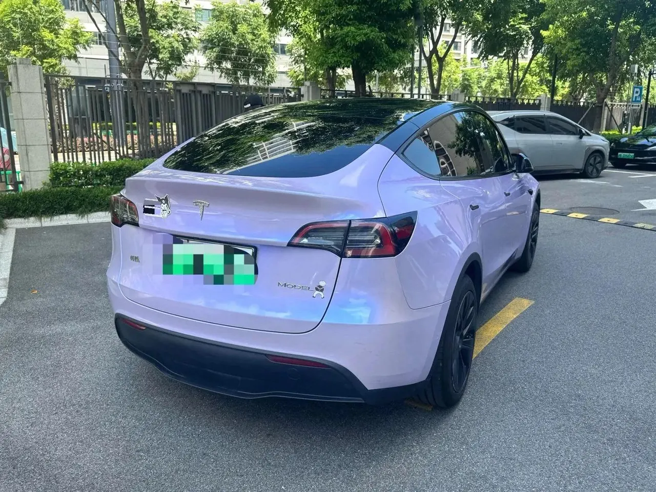 Tesla 2023 Model Y rear-wheel drive version automatic transmission 5