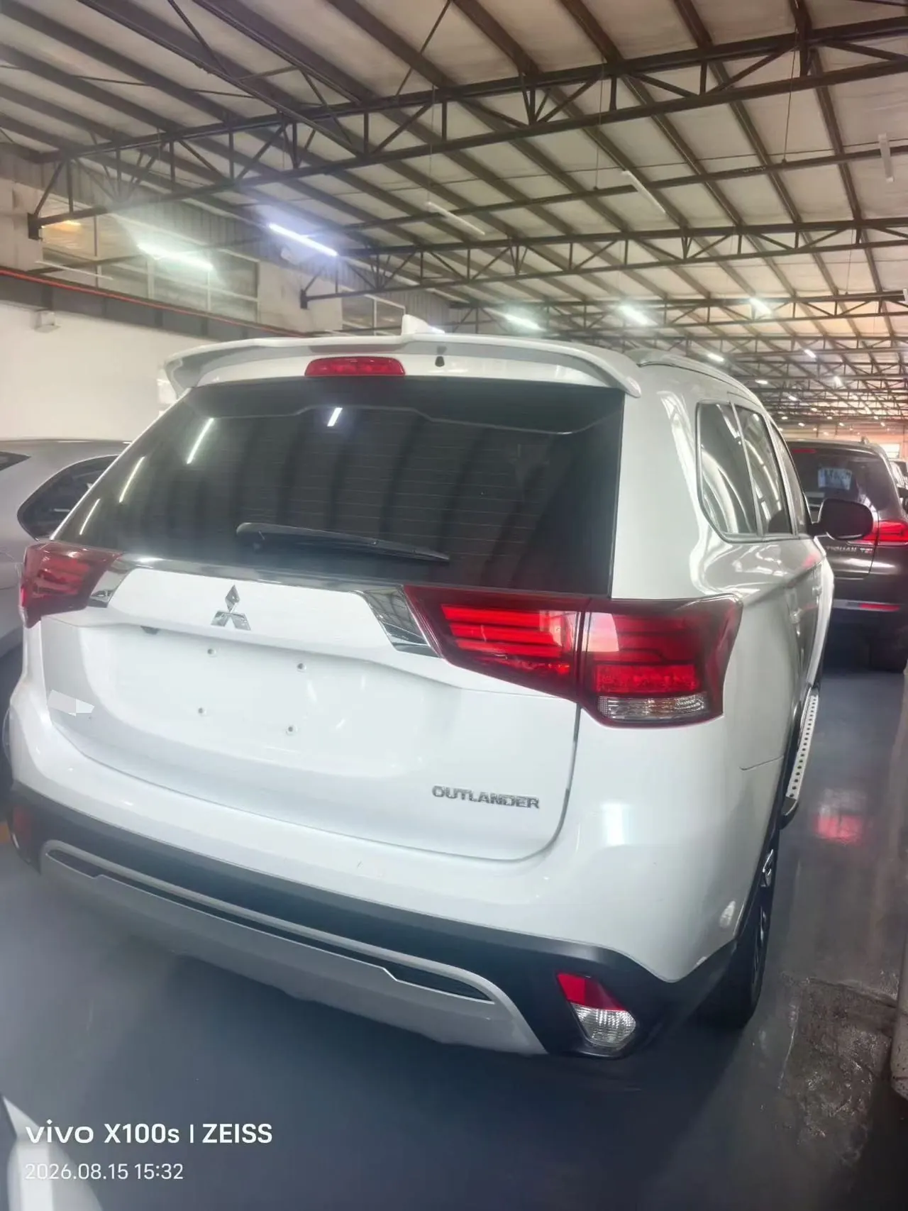 Mitsubishi 2020 Outlander 2.0 Stepless Two-Drive Smooth Edition 5-seat Automatic Gear 9