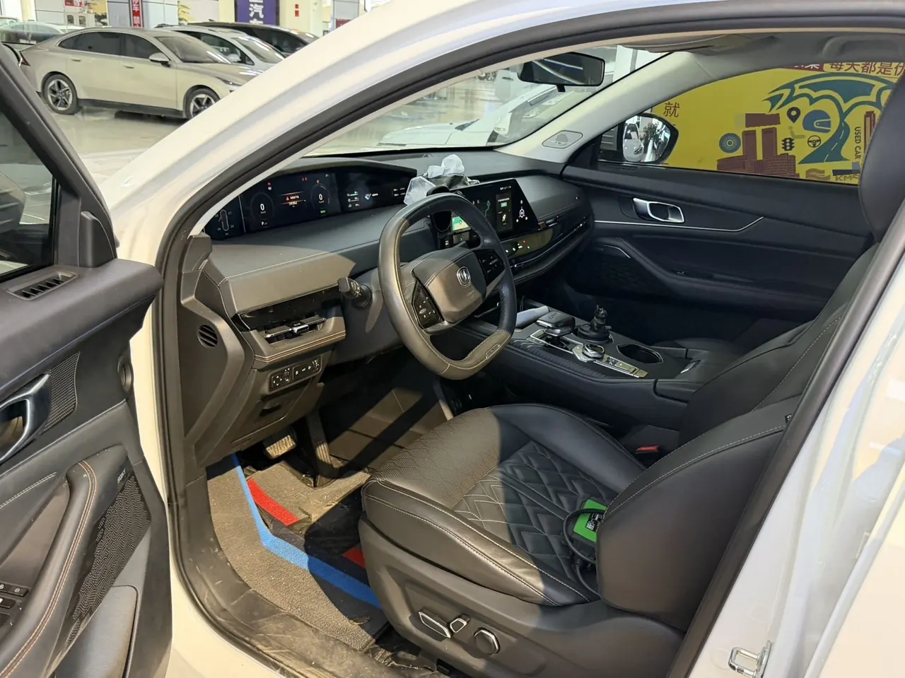 ChangAn 2022 UNI-K iDD 1.5T Blue Whale iDD Excellent Automatic Gear 4