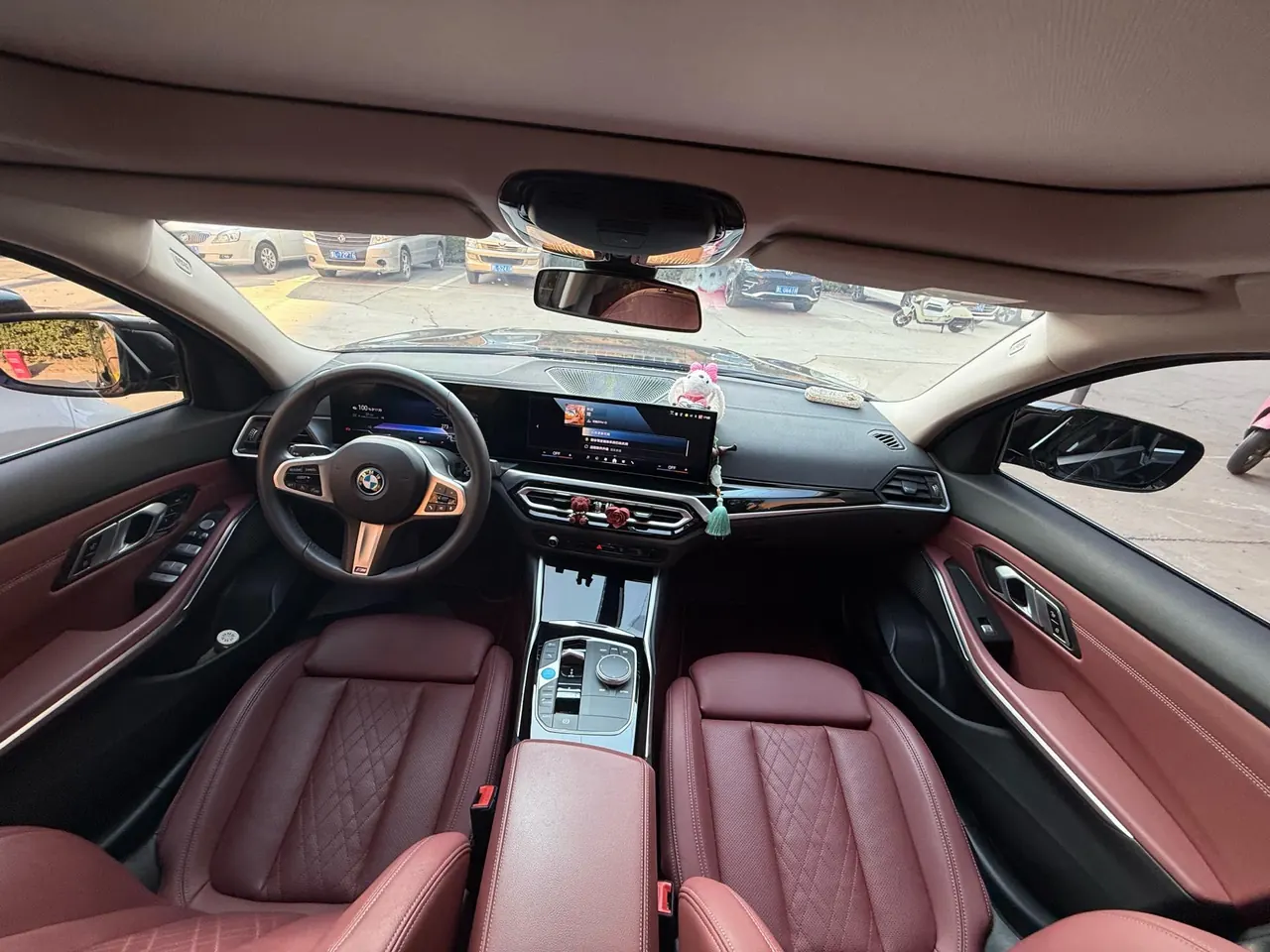 BMW 2024 i3 eDrive 35 L automatic gear 7