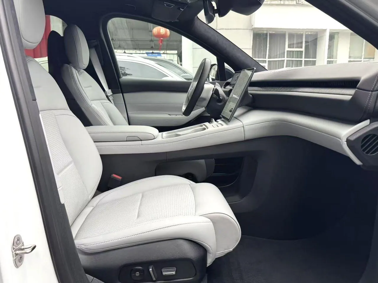 NIO 2024 ES6 75kWh automatic gear 5