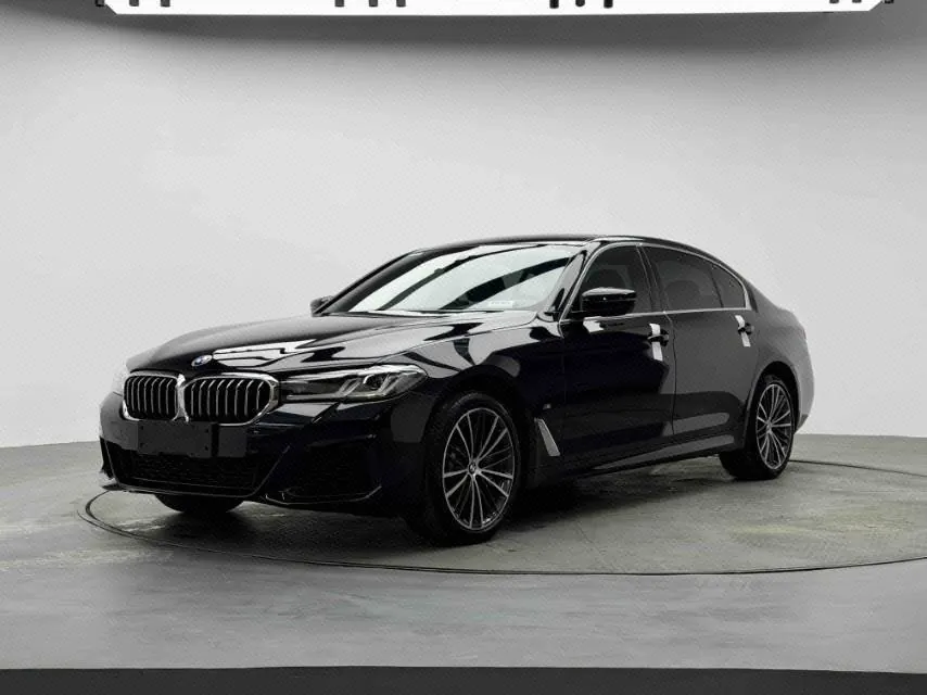 Open image lightbox: BMW 5 Series 2023 530Li 2.0T Leading M Sports Suit Automatic Gear