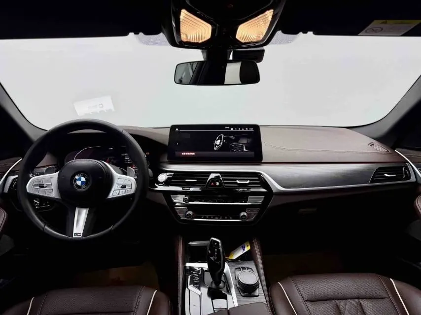 BMW 5 Series 2023 530Li 2.0T Leading M Sports Suit Automatic Gear 6
