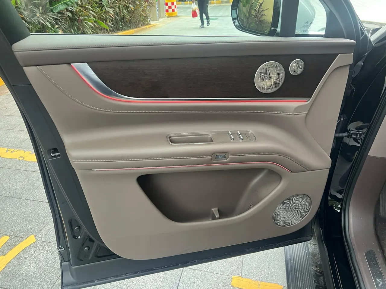AITO 2024 AITO M9 extended range Ultra 52kWh automatic gear 5