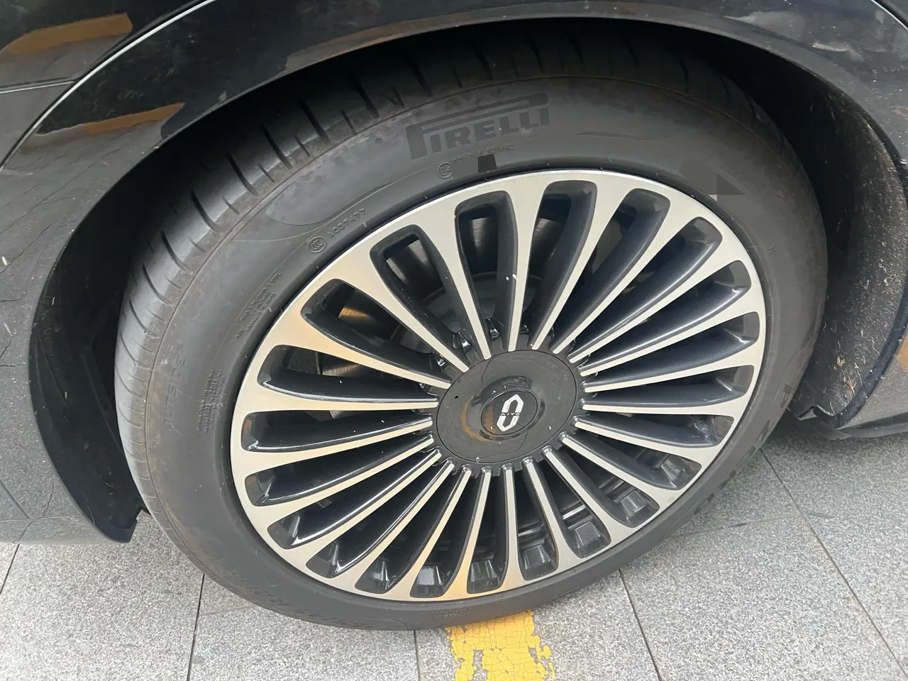 AITO 2024 AITO M9 extended range Ultra 52kWh automatic gear 6