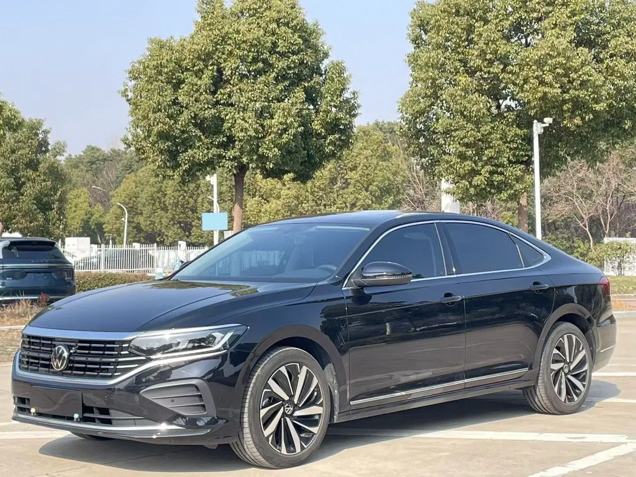 Open image lightbox: Volkswagen 2024 Passat 2.0TSI 380TSI Elite Edition Automatic