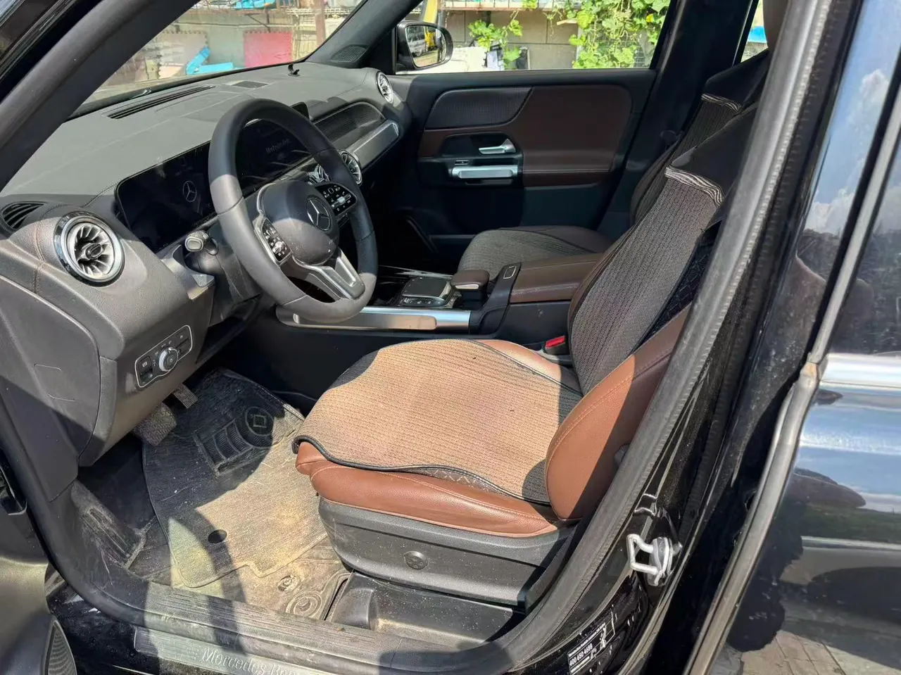 Mercedes Benz 2023 GLB 220 2.0T Dynamic Automatic 2